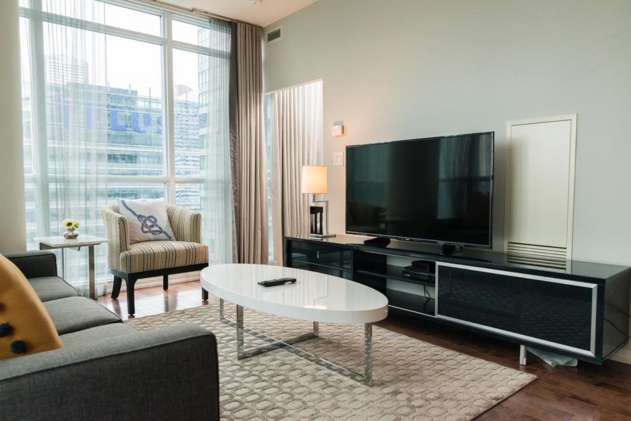 טורונטו Sarkar Suites - Maple Leaf Square מראה חיצוני תמונה