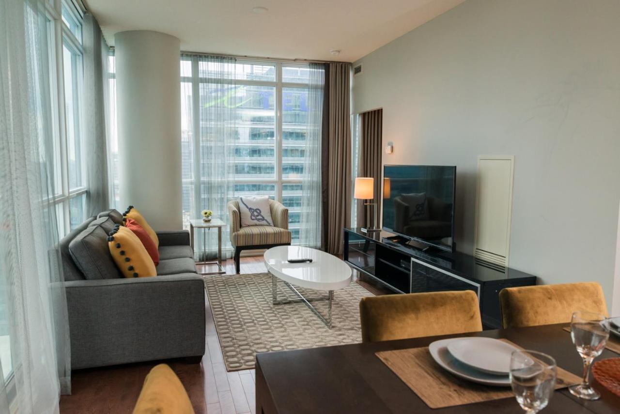 טורונטו Sarkar Suites - Maple Leaf Square מראה חיצוני תמונה