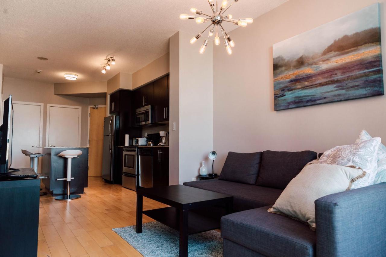 טורונטו Sarkar Suites - Maple Leaf Square מראה חיצוני תמונה